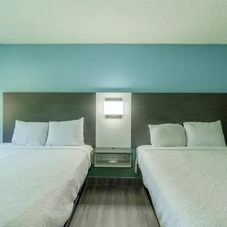 Lone Star Inn & Suites By Oyo Harlingen Tx Exterior photo