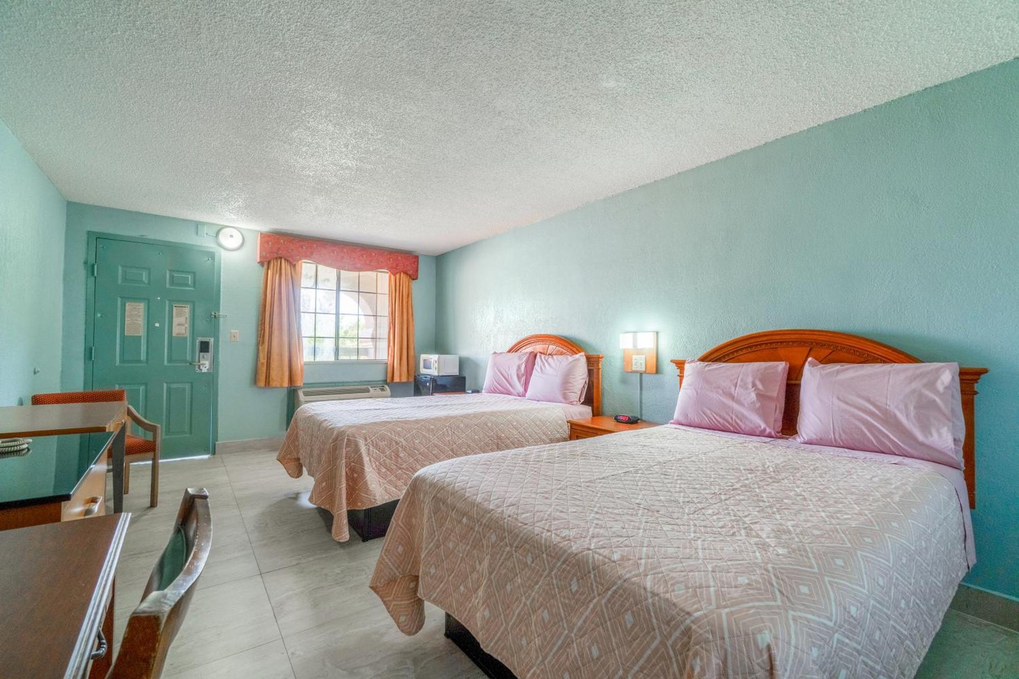 Motel Lone Star & By Oyo Tx 2*