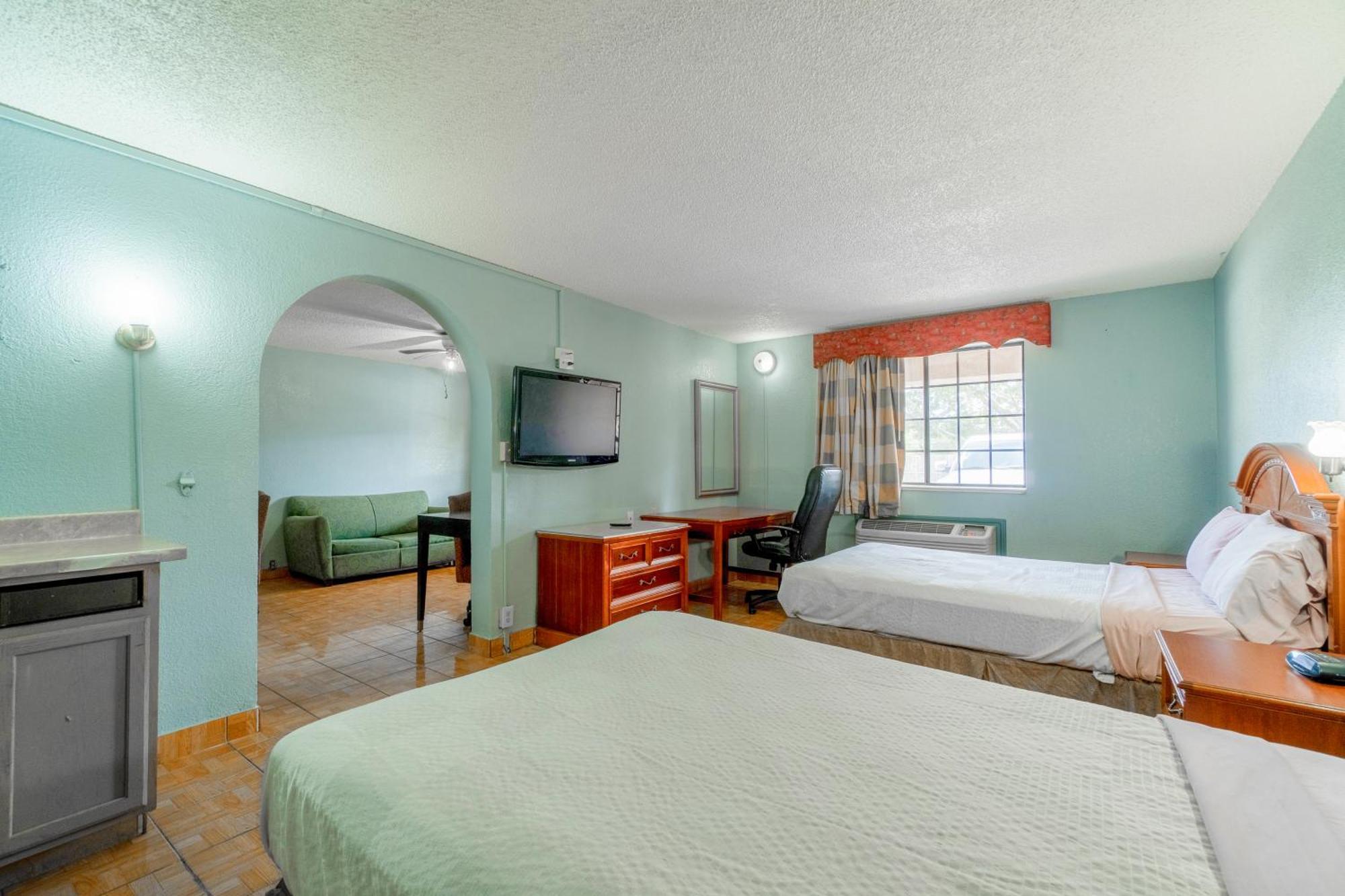 Motel Lone Star & By Oyo Tx