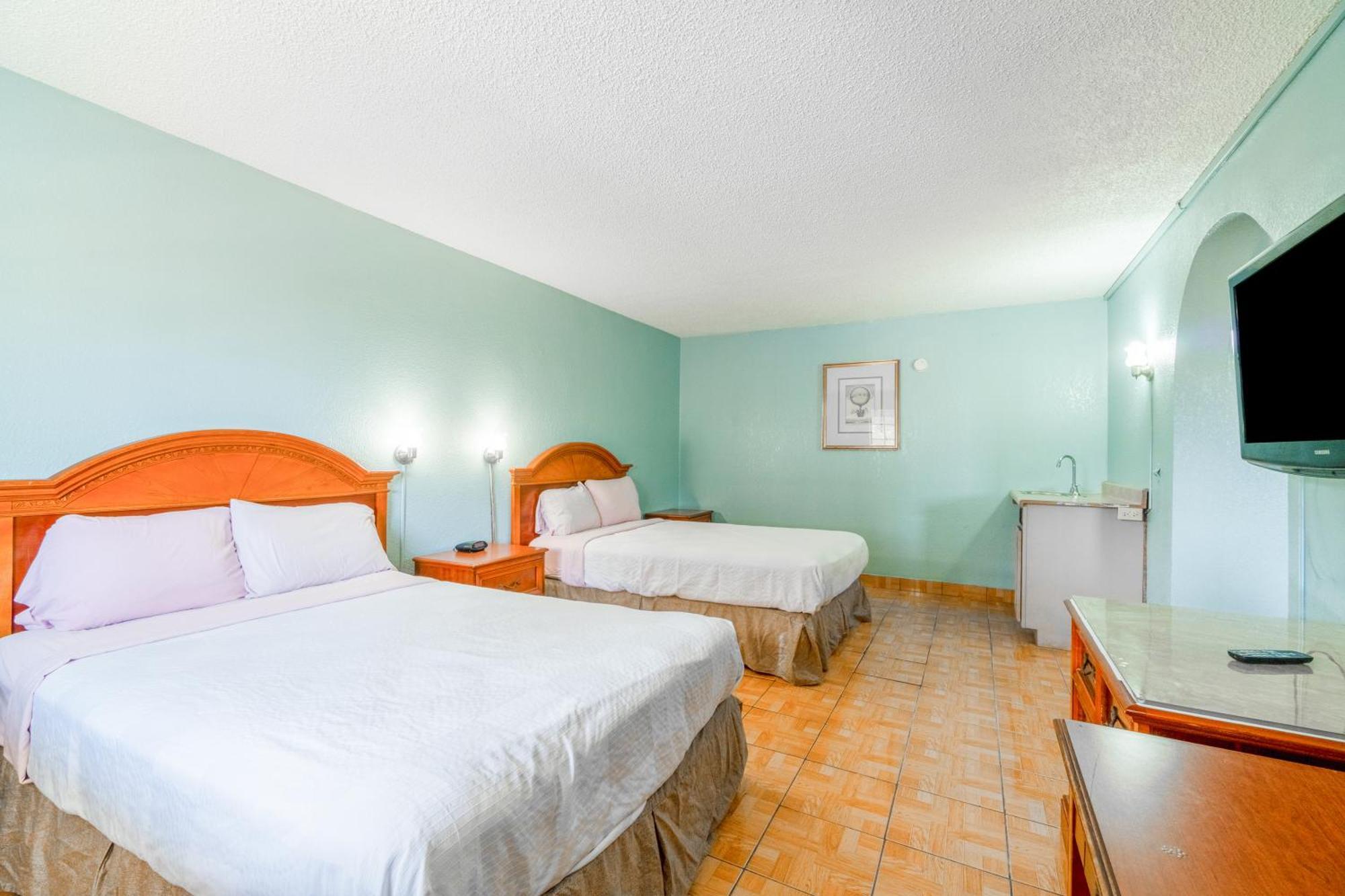 Motel Lone Star & By Oyo Tx 2*